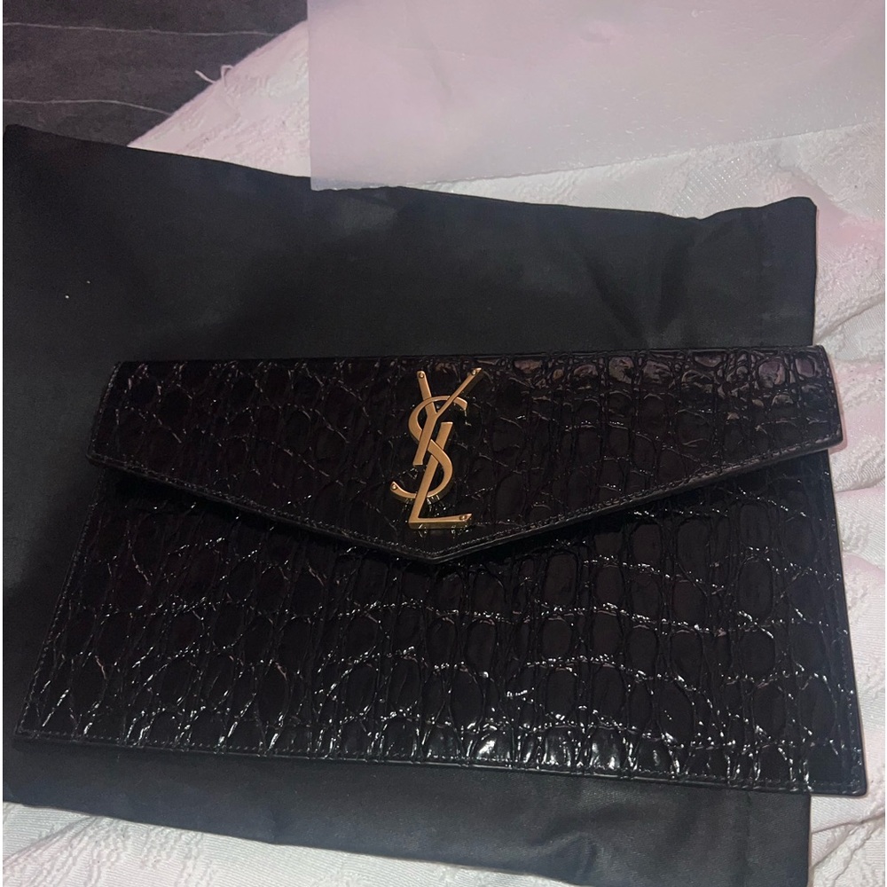 YSL CROC EMBOSSED LEATHER CLUTCH NWT 🔥🔥🔥
